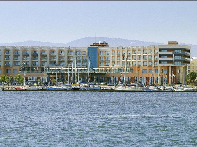 레알 마리나 호텔 앤 스파 오양 외부 사진 The Westin Lakefront Hotel